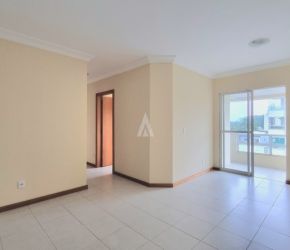 Apartamento no Bairro América em Joinville com 3 Dormitórios (1 suíte) e 115 m² - 02623.002