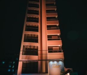 Apartamento no Bairro América em Joinville com 3 Dormitórios (3 suítes) e 128 m² - LG3890