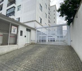 Apartamento no Bairro Anita Garibaldi em Joinville com 3 Dormitórios (1 suíte) e 81 m² - KA341