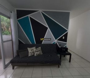 Apartamento no Bairro Anita Garibaldi em Joinville com 2 Dormitórios e 55 m² - 698