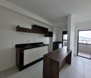 Apartamento no Bairro Anita Garibaldi em Joinville com 3 Dormitórios (1 suíte) e 78 m² - 12542.001