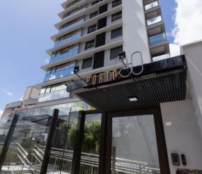 Apartamento no Bairro Anita Garibaldi em Joinville com 3 Dormitórios (3 suítes) e 126 m² - SA139