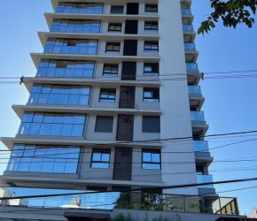 Apartamento no Bairro Anita Garibaldi em Joinville com 3 Dormitórios (3 suítes) e 135 m² - LG7746