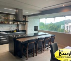 Apartamento no Bairro Atiradores em Joinville com 3 Dormitórios (1 suíte) e 145 m² - BU53854L