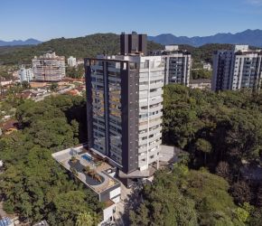 Apartamento no Bairro Atiradores em Joinville com 4 Dormitórios (4 suítes) e 251 m² - LG8930