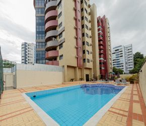 Apartamento no Bairro Atiradores em Joinville com 3 Dormitórios (1 suíte) - DI135