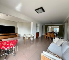 Apartamento no Bairro Atiradores em Joinville com 4 Dormitórios (1 suíte) e 197 m² - AP02622