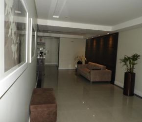Apartamento no Bairro Atiradores em Joinville com 4 Dormitórios (1 suíte) e 124 m² - LG2064