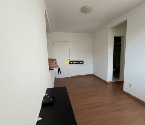 Apartamento no Bairro Boehmerwald em Joinville com 2 Dormitórios e 45 m² - 761