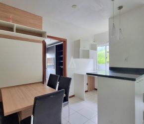Apartamento no Bairro Bom Retiro em Joinville com 2 Dormitórios (2 suítes) e 69 m² - 09537.001