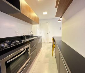 Apartamento no Bairro Bom Retiro em Joinville com 1 Dormitórios (1 suíte) - 25192
