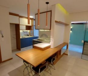 Apartamento no Bairro Bom Retiro em Joinville com 2 Dormitórios e 79 m² - LG9216