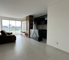 Apartamento no Bairro Bom Retiro em Joinville com 2 Dormitórios (1 suíte) - 26238
