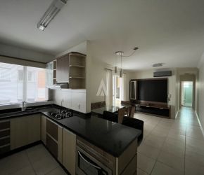 Apartamento no Bairro Bom Retiro em Joinville com 2 Dormitórios (1 suíte) e 68 m² - 12586.001