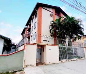 Apartamento no Bairro Bucarein em Joinville com 2 Dormitórios e 72 m² - 02823.001