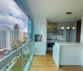 Apartamento no Bairro Centro em Joinville com 2 Dormitórios (1 suíte) - 25967N