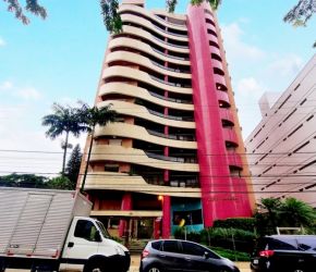Apartamento no Bairro Centro em Joinville com 4 Dormitórios (1 suíte) e 204 m² - 00132.001