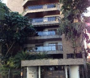 Apartamento no Bairro Centro em Joinville com 4 Dormitórios (3 suítes) e 259 m² - BU52363V