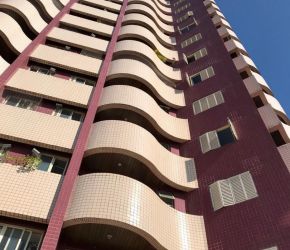 Apartamento no Bairro Centro em Joinville com 1 Dormitórios e 48.8 m² - BU53528V