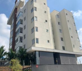 Apartamento no Bairro Costa e Silva em Joinville com 3 Dormitórios (3 suítes) e 186.06 m² - BU54285V