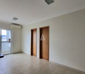 Apartamento no Bairro Costa e Silva em Joinville com 1 Dormitórios e 46 m² - 01019.009