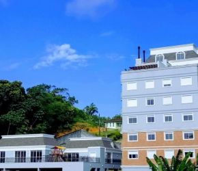 Apartamento no Bairro Costa e Silva em Joinville com 2 Dormitórios (1 suíte) e 58 m² - SA043