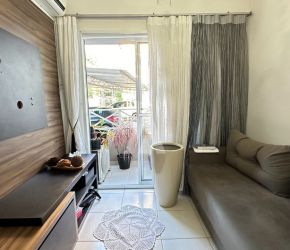 Apartamento no Bairro Floresta em Joinville com 2 Dormitórios - 26271