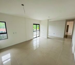 Apartamento no Bairro Glória em Joinville com 2 Dormitórios (1 suíte) - 25959N