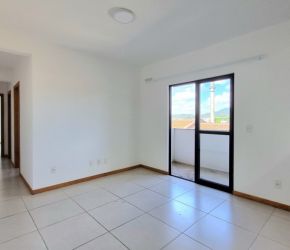 Apartamento no Bairro Iririú em Joinville com 2 Dormitórios (1 suíte) e 61 m² - 05469.033