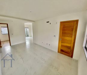 Apartamento no Bairro Iririú em Joinville com 3 Dormitórios (1 suíte) e 148.45 m² - TT0758V