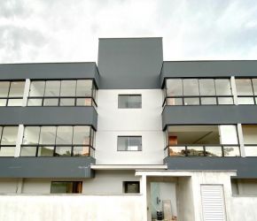 Apartamento no Bairro Iririú em Joinville com 3 Dormitórios (1 suíte) e 93 m² - KA371