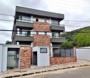 Apartamento no Bairro Iririú em Joinville com 3 Dormitórios (1 suíte) e 74 m² - LG8905