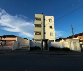 Apartamento no Bairro João Costa em Joinville com 2 Dormitórios e 50 m² - 12576.001