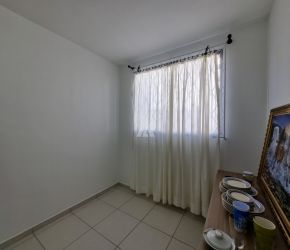Apartamento no Bairro Petrópolis em Joinville com 1 Dormitórios e 54 m² - 12601.001