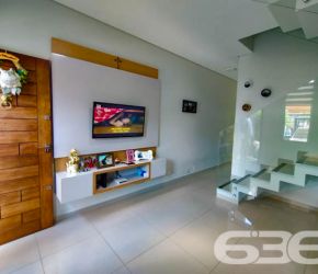 Casa no Bairro América em Joinville com 3 Dormitórios (1 suíte) e 104 m² - 01032294
