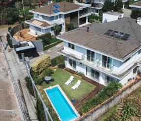 Casa no Bairro América em Joinville com 4 Dormitórios (2 suítes) - LG8845