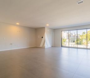 Casa no Bairro América em Joinville com 3 Dormitórios (3 suítes) - 26680N