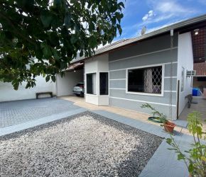 Casa no Bairro Aventureiro em Joinville com 2 Dormitórios e 61 m² - 2789