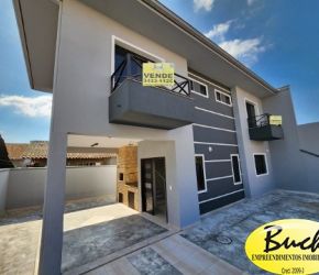 Casa no Bairro Boa Vista em Joinville com 3 Dormitórios (1 suíte) e 123.62 m² - BU54170V