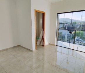 Casa no Bairro Boa Vista em Joinville com 2 Dormitórios (1 suíte) - 25418