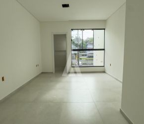 Casa no Bairro Bom Retiro em Joinville com 2 Dormitórios (1 suíte) - 26176N