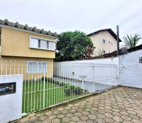 Casa no Bairro Bucarein em Joinville com 4 Dormitórios (1 suíte) e 153 m² - 11681.001