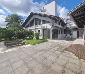 Casa no Bairro Costa e Silva em Joinville com 3 Dormitórios (1 suíte) - LG9274