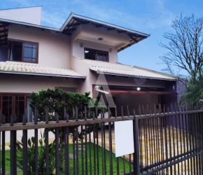 Casa no Bairro Floresta em Joinville com 2 Dormitórios (1 suíte) - 24041
