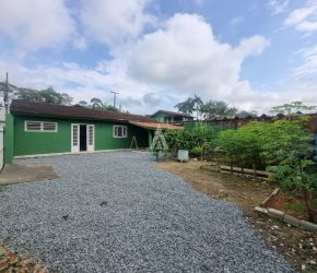 Casa no Bairro Floresta em Joinville com 3 Dormitórios e 95 m² - 03827.004