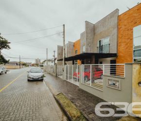 Casa no Bairro Guanabara em Joinville com 3 Dormitórios (1 suíte) e 80 m² - 01032244
