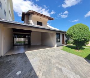 Casa no Bairro Guanabara em Joinville com 3 Dormitórios (1 suíte) e 170 m² - 12425.001