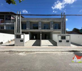 Casa no Bairro Iririú em Joinville com 3 Dormitórios (1 suíte) e 107 m² - SO0308