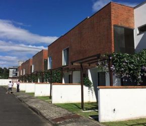 Casa no Bairro Itaum em Joinville com 3 Dormitórios (1 suíte) e 107 m² - LG3714