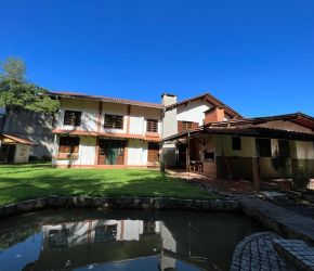 Casa no Bairro Saguaçú em Joinville com 5 Dormitórios (5 suítes) e 454 m² - SR013